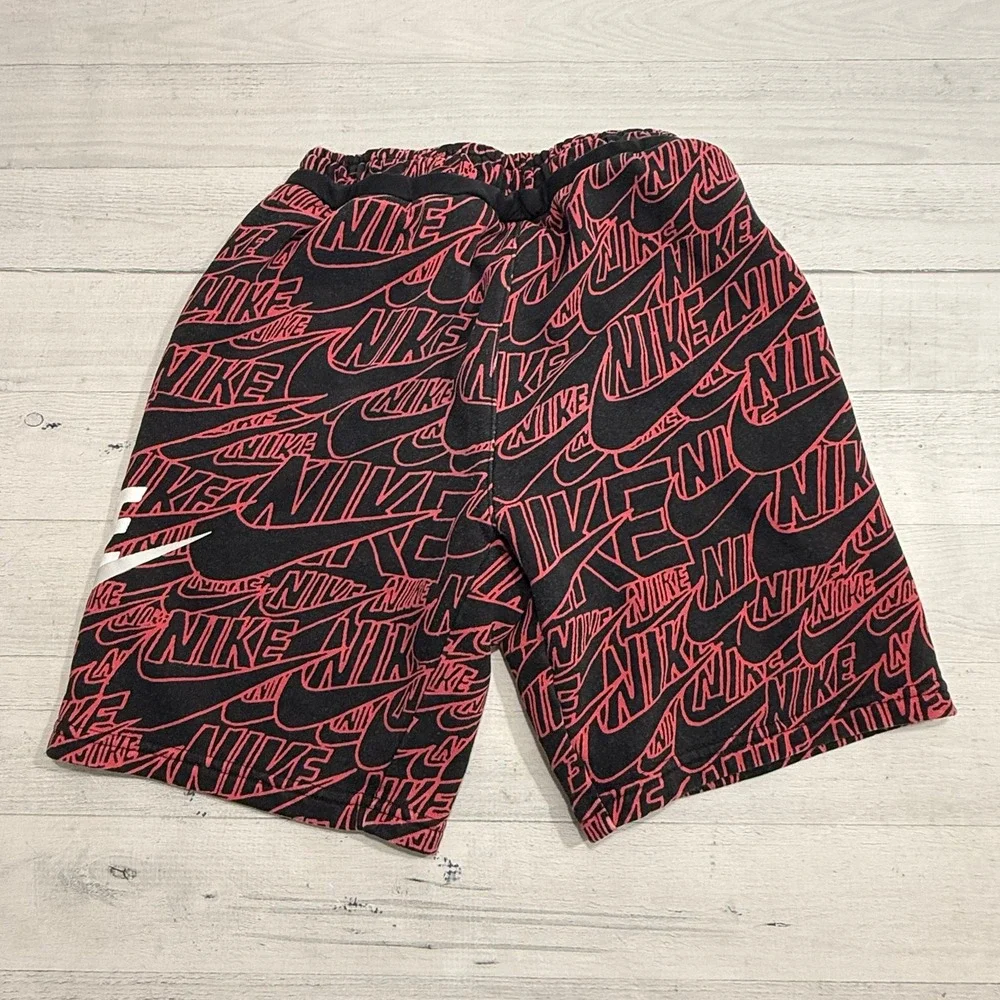 Nike boys short red and black Nike print youth small